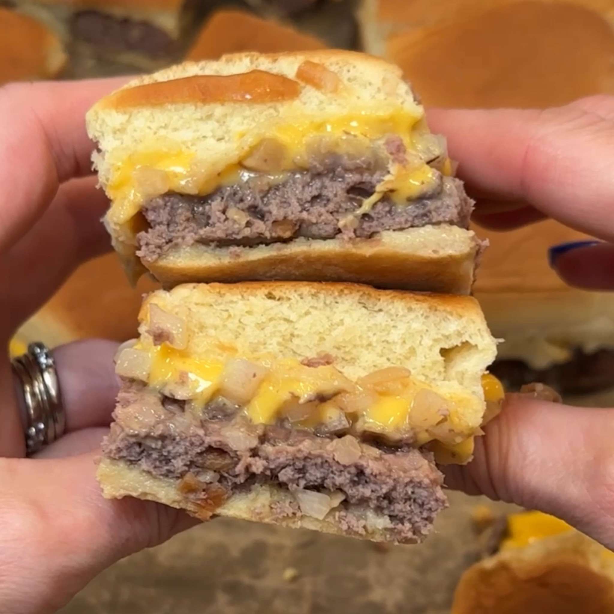 Mini Cheeseburger Sliders (White Castle Inspired!) 🍔✨
