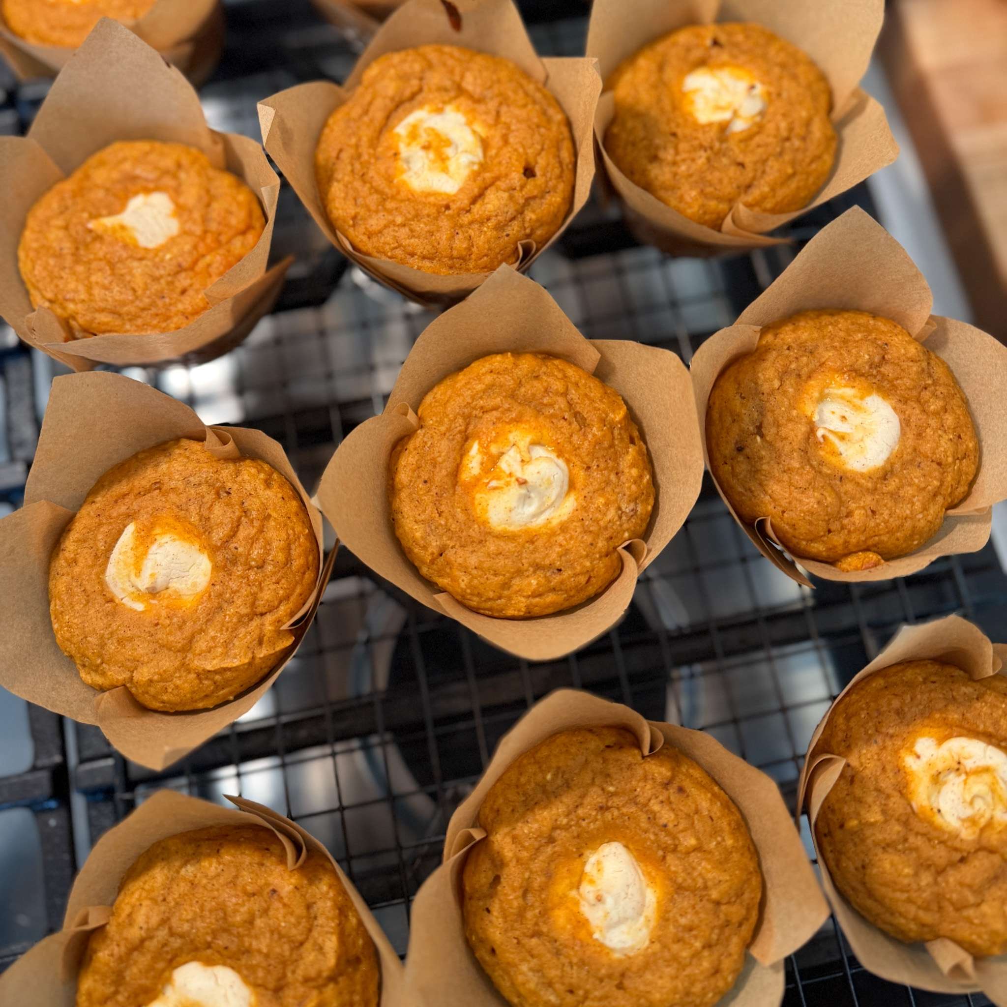 Protein Pumpkin Cheesecake Muffins